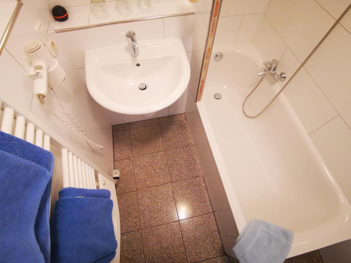 Dreibettzimmer